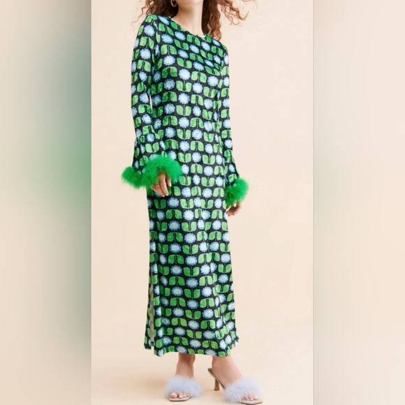 Anthropologie Dresses & Skirts - Anthropologie Daisies Anna Sui Velvet Dress
